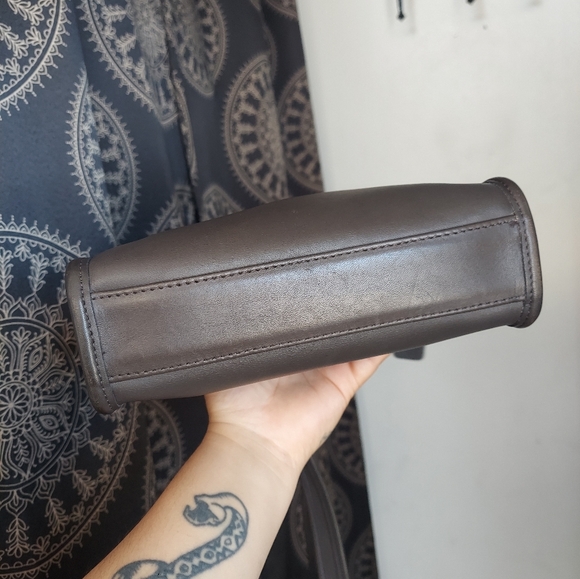 Vintage Coach Gray Small Legacy Zip 9997🩶 - Picture 6 of 15